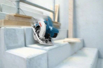 Пила дисковая электрическая Bosch GKS 55