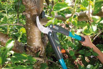 Сучкорез Gardena SmartCut (храп. мех.)