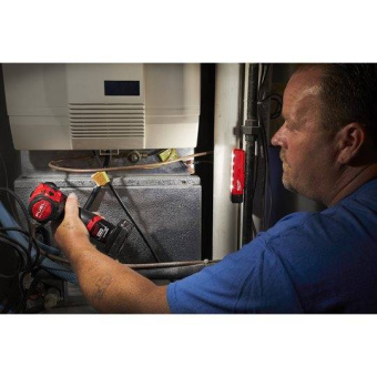 Фонарь Milwaukee FL-LED, карманный на батарейках