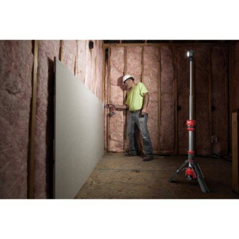 Аккумуляторный фонарь мачта освещения Milwaukee M12 SAL-0