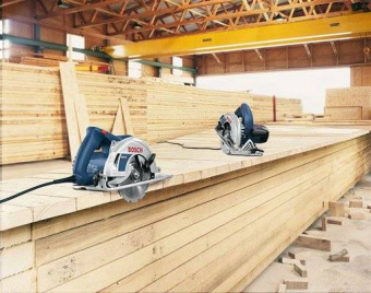 Пила дисковая электрическая Bosch GKS 55