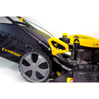 Газонокосилка бензиновая Champion LM5345 (самоходная)