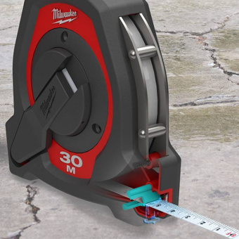 Рулетка Milwaukee, 30 м., закрытая