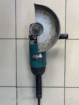 Шлифмашина угловая Makita 9069